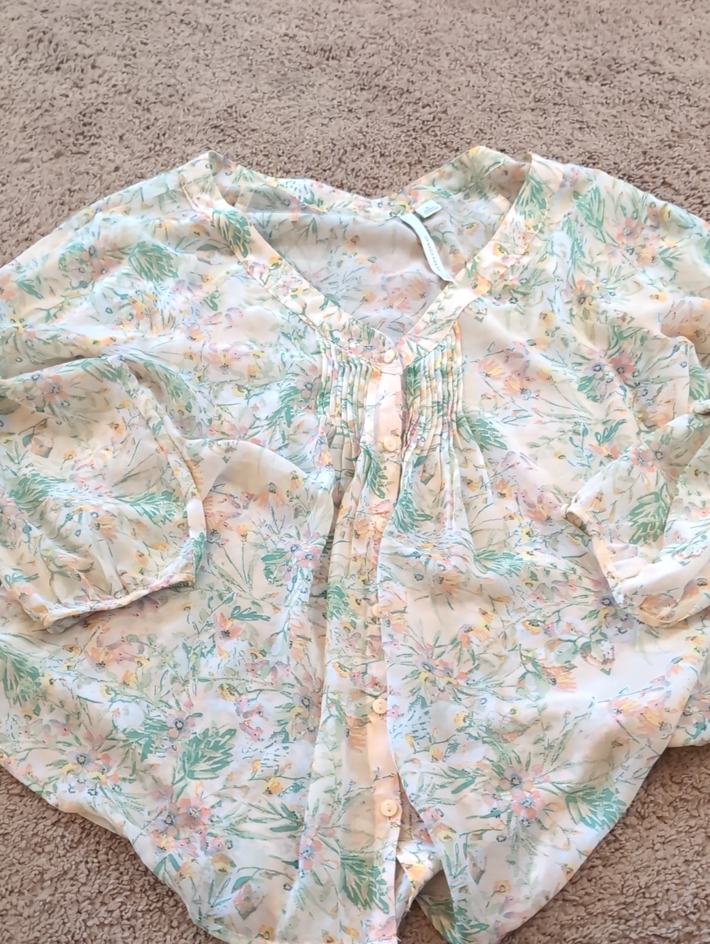 LC Lauren Conrad Floral Blouse in Cream, Peach & Mint